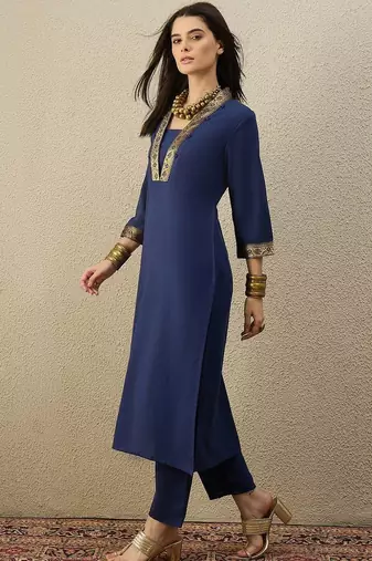 Women Ethnic Motifs Regular Kurta with Trousers