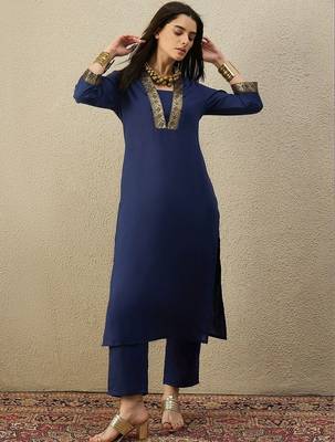 Women Ethnic Motifs Regular Kurta with Trousers 4