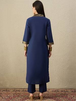 Women Ethnic Motifs Regular Kurta with Trousers 5