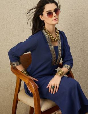 Women Ethnic Motifs Regular Kurta with Trousers 6