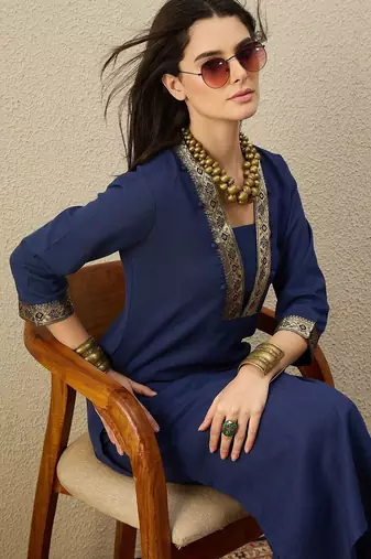 Women Ethnic Motifs Regular Kurta with Trousers