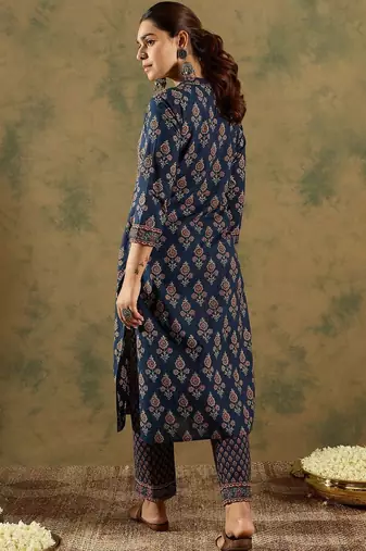 Women Floral Printed Regular Pure Cotton Kurta with Trousers