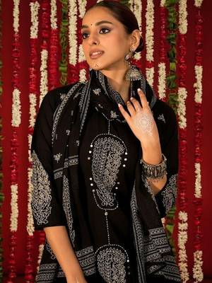 Women Ethnic Motifs Embroidered Regular Thread Work Pure Cotton Kurta with Trousers & With Dupatta 2