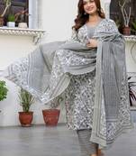 Floral Printed Square Neck Pure Cotton Straight Kurta With Trousers & Dupatta