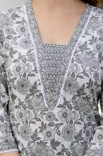 Floral Printed Square Neck Pure Cotton Straight Kurta With Trousers & Dupatta