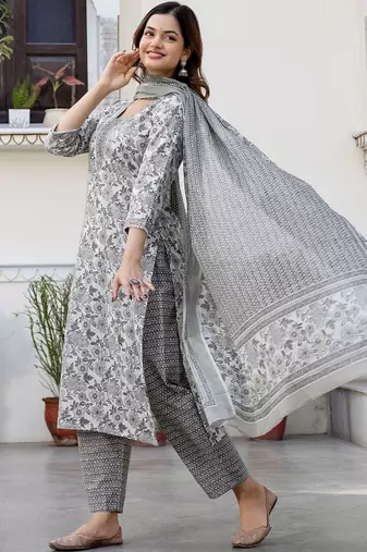 Floral Printed Square Neck Pure Cotton Straight Kurta With Trousers & Dupatta