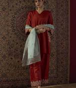 Ethnic Motifs Embroidered Thread Work Kurta With Trousers & Dupatta