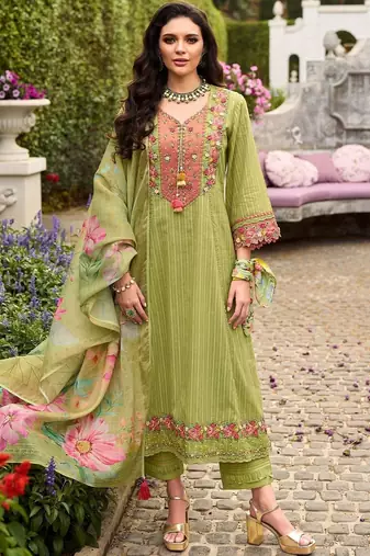 Women Floral Embroidered Cotton Kurta with Trousers & Dupatta