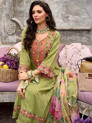 Women Floral Embroidered Cotton Kurta with Trousers & Dupatta 2