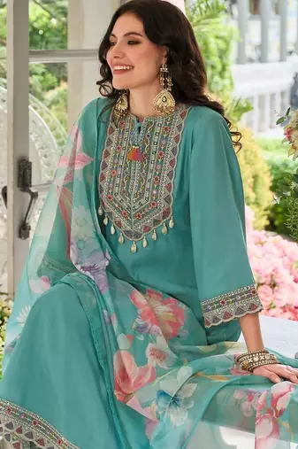 Women Ethnic Motifs Embroidered Kurta with Trousers & Dupatta