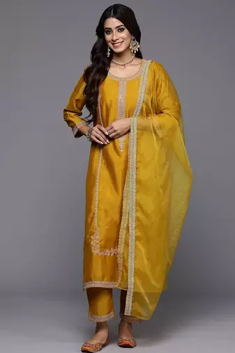 Ethnic Motifs Embroidered Regular Thread Work Kurta With Trouser And Dupatta