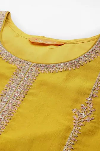 Ethnic Motifs Embroidered Regular Thread Work Kurta With Trouser And Dupatta