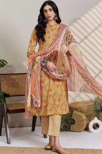Women Floral Printed Cotton Kurta with Trousers & Dupatta