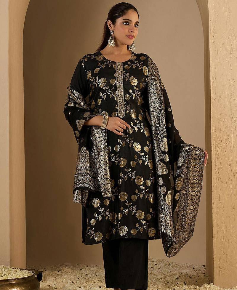 Floral Woven Design Straight Kurta With Trousers & Dupatta