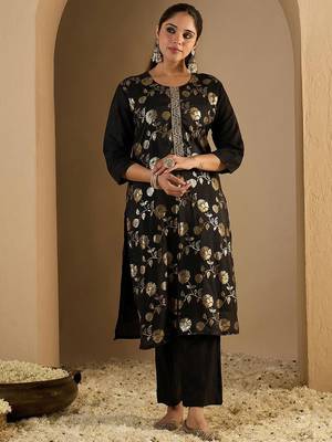 Floral Woven Design Straight Kurta With Trousers & Dupatta 6