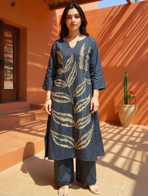 Women Ethnic Motifs Embroidered Thread Work Pure Cotton Kurta with Palazzo 1