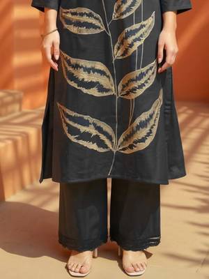 Women Ethnic Motifs Embroidered Thread Work Pure Cotton Kurta with Palazzo 6