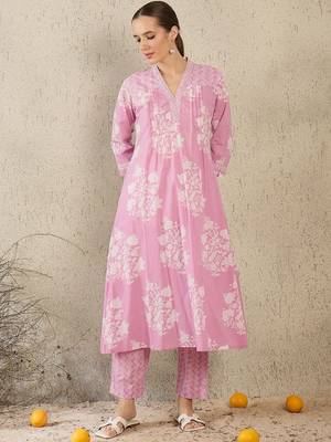 Women Floral Printed Pure Cotton A-Line Kurta with Trouser & Dupatta 6