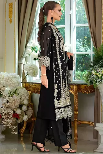 Ethnic Motifs Embroidered V-Neck Straight Kurta With Trousers & Dupatta