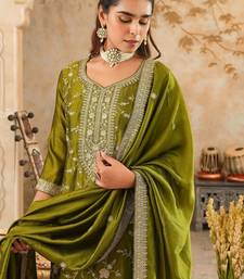 Ethnic Motifs Embroidered Regular Sequinned Kurta with Trousers & Dupatta