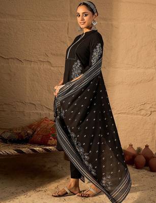 Women Ethnic Motifs Embroidered Pure Cotton A-Line Kurta with Trouser & Dupatta 4
