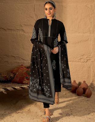 Women Ethnic Motifs Embroidered Pure Cotton A-Line Kurta with Trouser & Dupatta 6