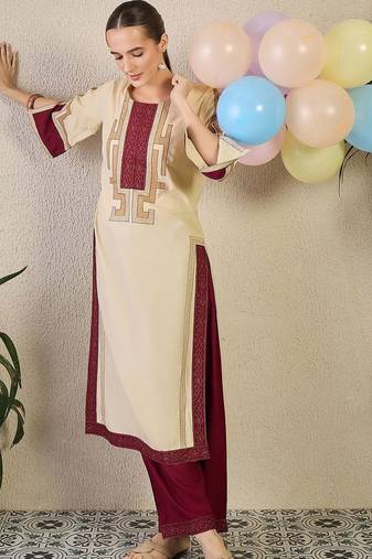 Women Ethnic Motifs Embroidered Regular Thread Work Kurta with Trousers