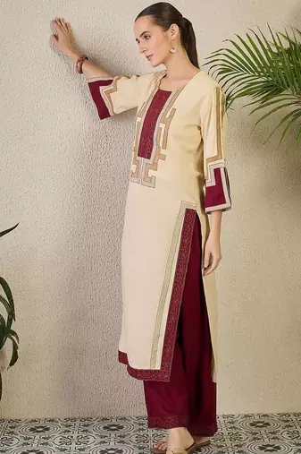 Women Ethnic Motifs Embroidered Regular Thread Work Kurta with Trousers