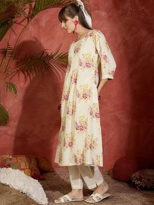 women floral printed cotton kurta with trousers 4