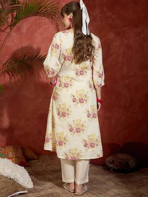women floral printed cotton kurta with trousers 5