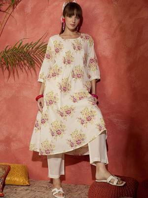 women floral printed cotton kurta with trousers 7