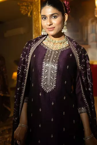 Women Ethnic Motifs Embroidered Regular Kurta with Trousers & With Dupatta