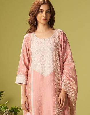 Women Ethnic Motifs Embroidered Thread Work Kurta with Trousers & Dupatta 2