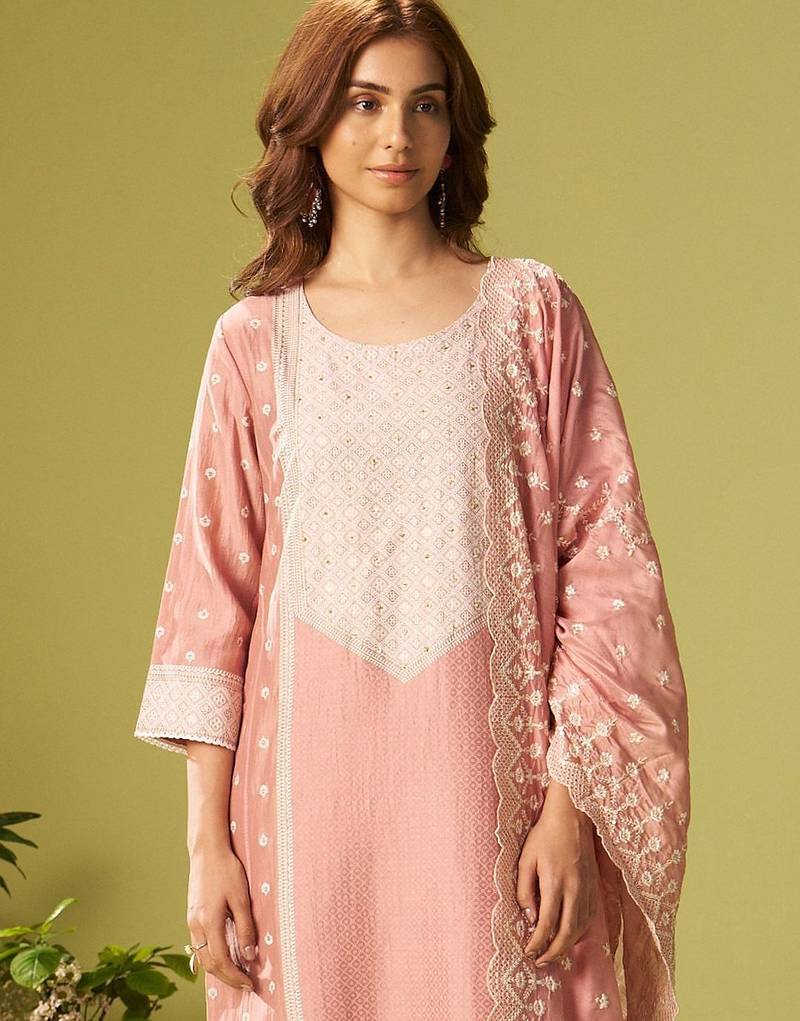 Women Ethnic Motifs Embroidered Thread Work Kurta with Trousers & Dupatta