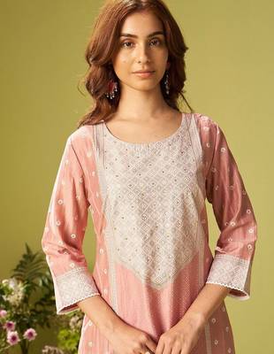 Women Ethnic Motifs Embroidered Thread Work Kurta with Trousers & Dupatta 6