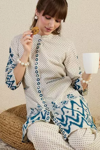 Ethnic Motifs Printed Thread Work Mandarin Collar A-Line Kurta With Trousers