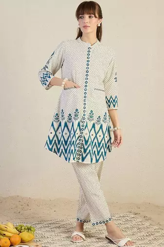 Ethnic Motifs Printed Thread Work Mandarin Collar A-Line Kurta With Trousers