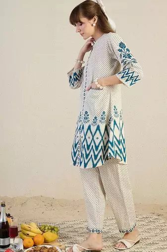 Ethnic Motifs Printed Thread Work Mandarin Collar A-Line Kurta With Trousers