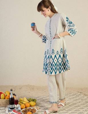 Ethnic Motifs Printed Thread Work Mandarin Collar A-Line Kurta With Trousers 6
