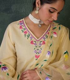 Floral Embroidered Neck Pure Cotton Kurta With Trousers & Dupatta