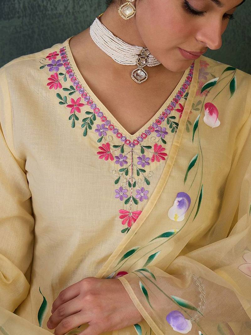 Floral Embroidered Neck Pure Cotton Kurta With Trousers & Dupatta