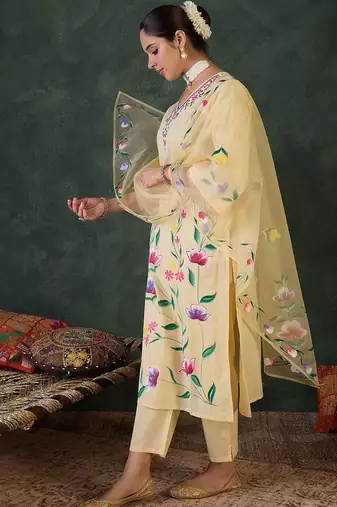 Floral Embroidered Neck Pure Cotton Kurta With Trousers & Dupatta
