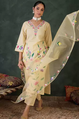Floral Embroidered Neck Pure Cotton Kurta With Trousers & Dupatta