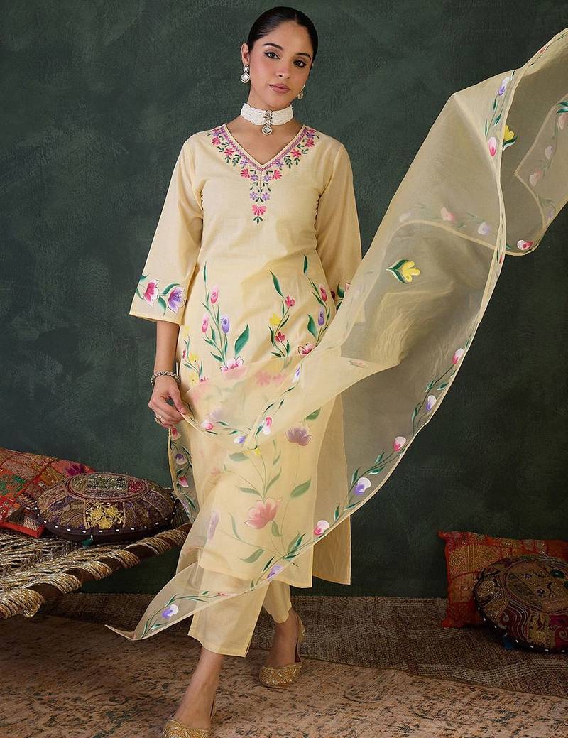 Floral Embroidered Neck Pure Cotton Kurta With Trousers & Dupatta