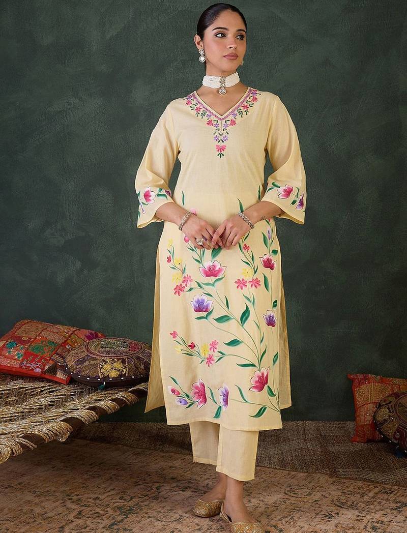 Floral Embroidered Neck Pure Cotton Kurta With Trousers & Dupatta