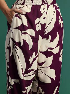 Plus Size Floral Printed Kurta with Trousers & Dupatta 3