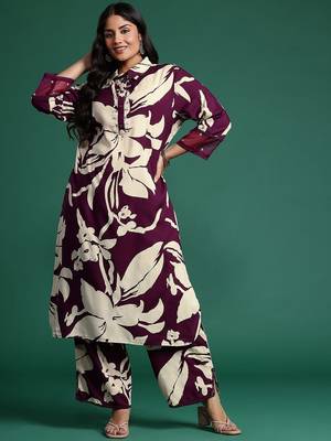 Plus Size Floral Printed Kurta with Trousers & Dupatta 4