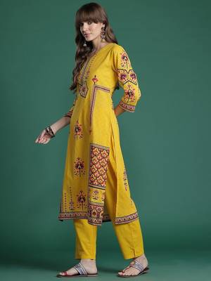 Ethnic Motifs Printed Mirror Work Pure Cotton Kurta with Trousers & With Dupatta 6