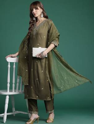 Ethnic Motifs Embroidered Kurta with Trousers & Dupatta 1