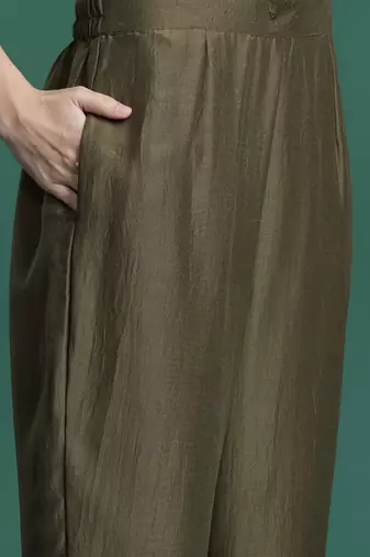 Ethnic Motifs Embroidered Kurta with Trousers & Dupatta